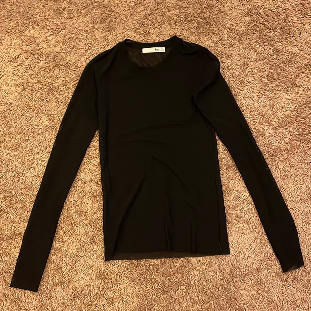 Aritzia Wilfred mesh long sleeve
